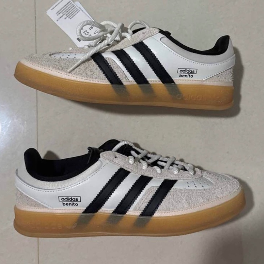 Bad Bunny x Adidas Gazelle indoor ‘core white”